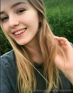 Free subscription arniluck this girl arniluck a real hurricane big fan