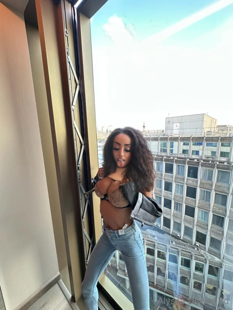 Flashing big my big juicy tits cum amp play part 1 