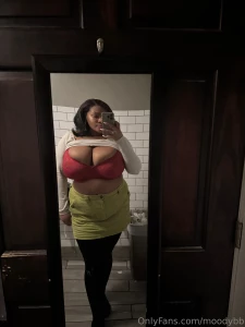 Love taking selfies when i m out