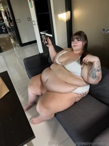 Hey guys i promise i have not forgot about yall ill be back in the dms part 3