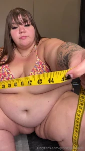 A few takes from my twinkie stuffing measurement video part 6