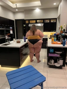 Greedygirlmarie part 10