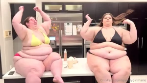 Cake stuffing with kaylapeach90 and a weigh in