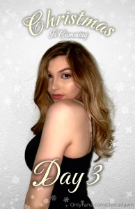 Christmas is cumming 25 days of christmas - day 3 this year i decided