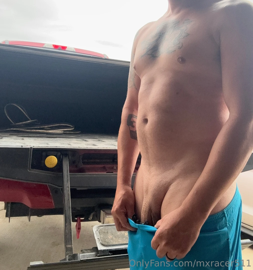 Don t miss out on my new vid check those messages 