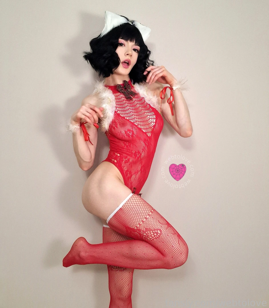 Feel the christmas spirit through my photo as well as my desire to 