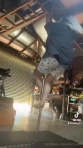 So i know some of ya like my pole progress content so here s one with