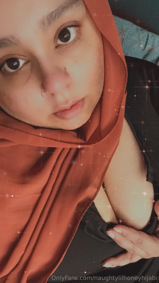 Do you want to see wats under this abaya and what your naughty little part 2 