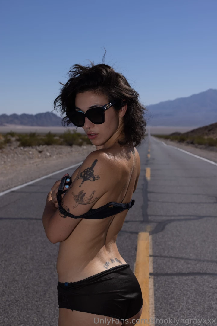 You see me walking down the road like this in the desert wyd part 6 