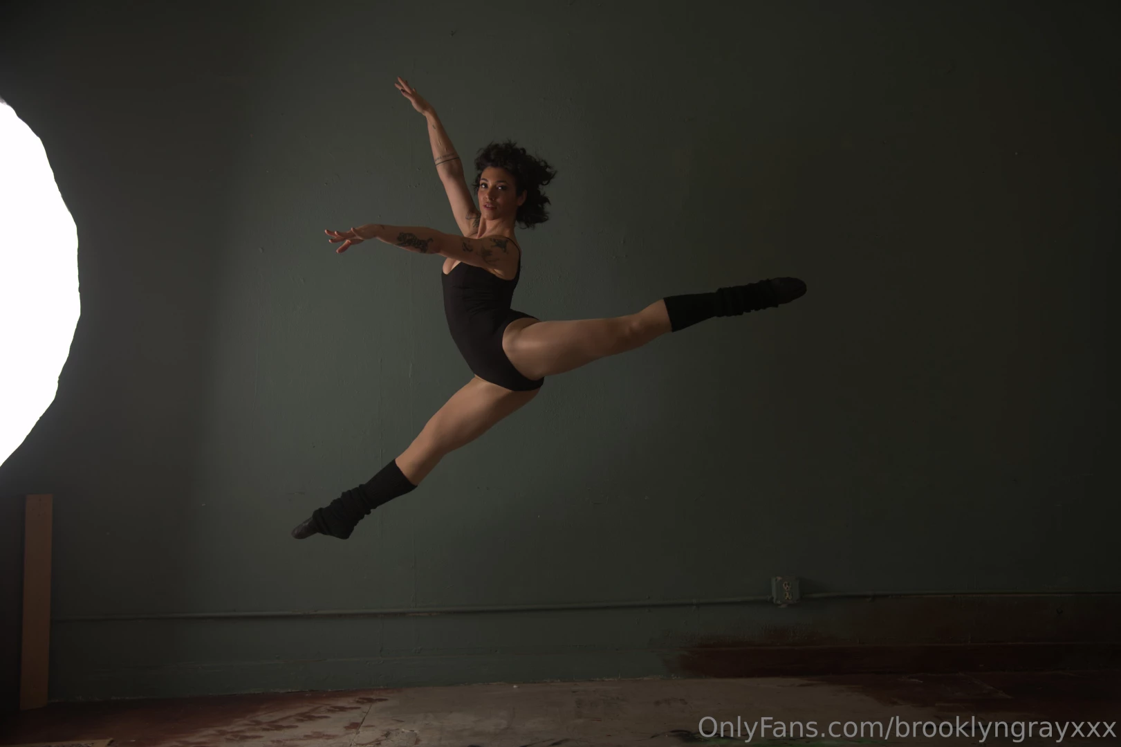 Here is a peek at a flashdance inspired shoot i just did isn t this part 2 