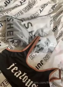 Hey guys look what i bought i m gonna use them in my next videos