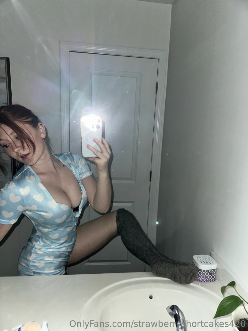 Im flexible imagine all the stuff you can do to me 