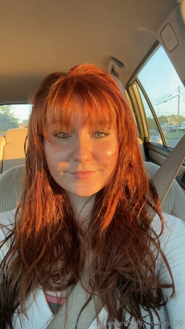 Hi can i be your slut 