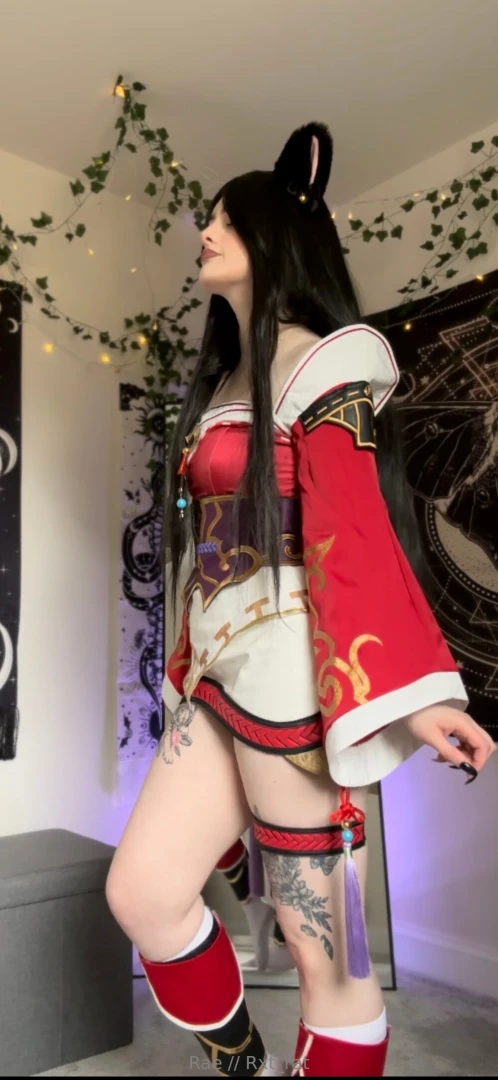 Ahri cosplay i love this one it s super fkn cute sfw but i hope you 