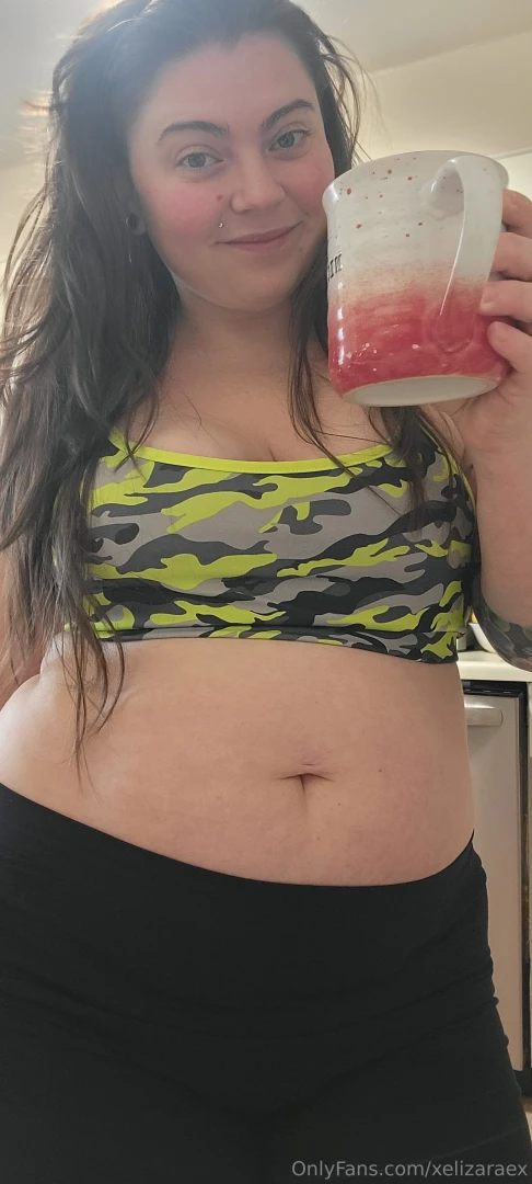 Coffee or titties for breakfast babe 