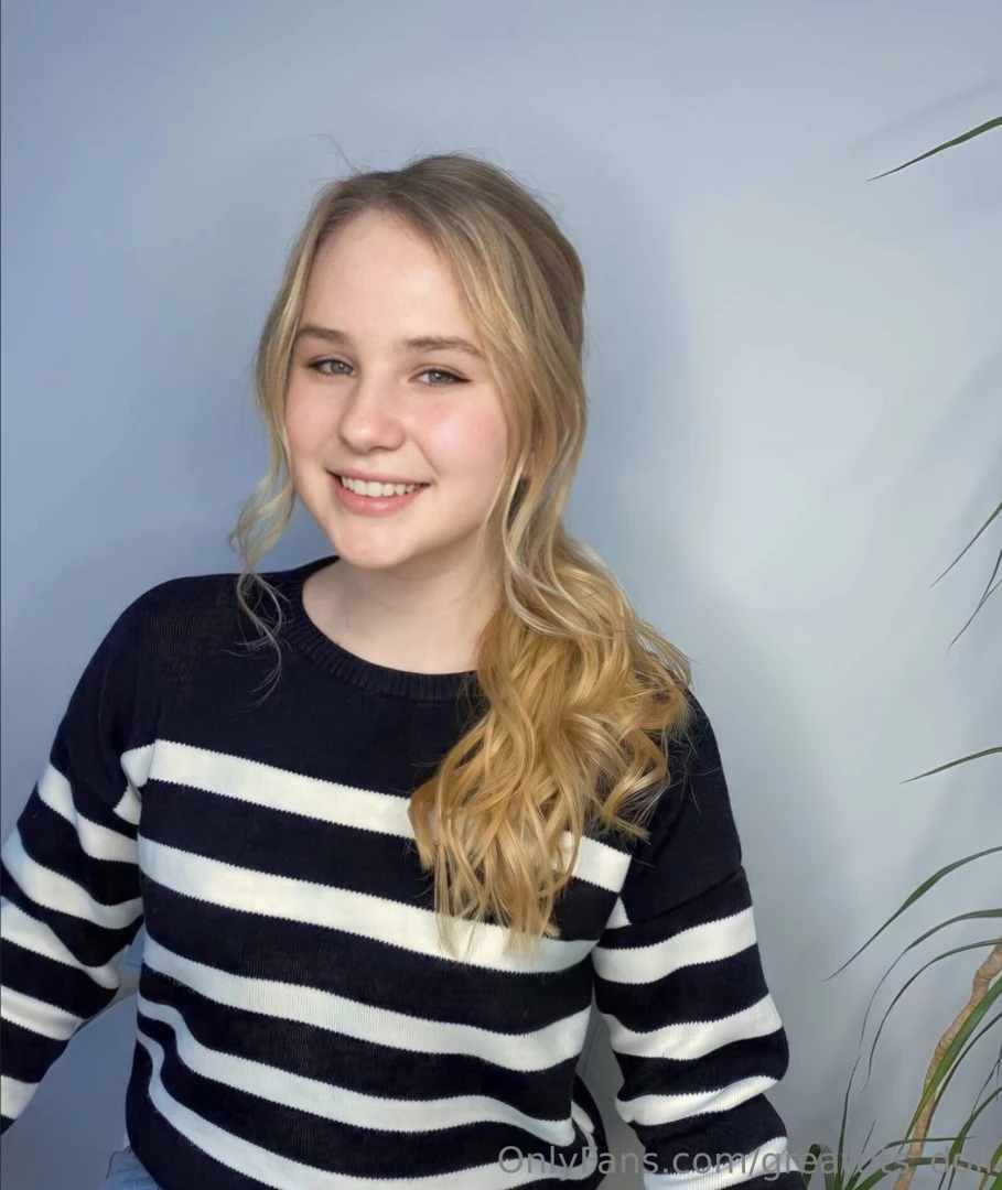 She natalie_soulmate is free today for you free 0 busty hottie part 129 