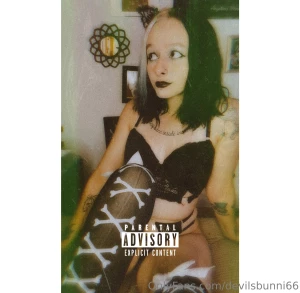 Did a little photo shoot what do y all think part 2