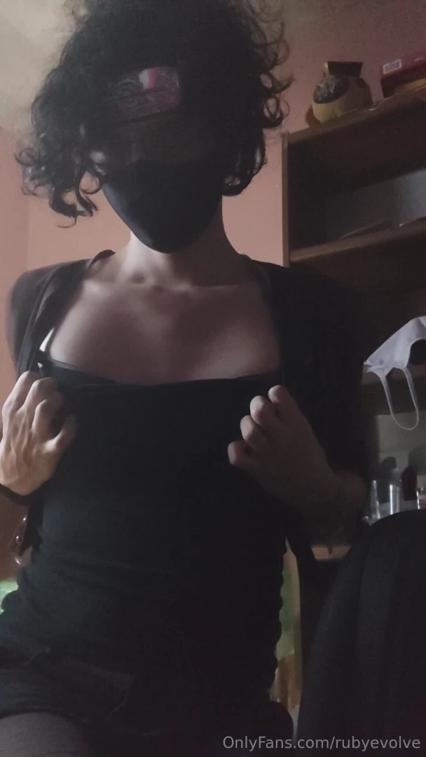 Unas fotos casuales pero un tanto picantes part 3 