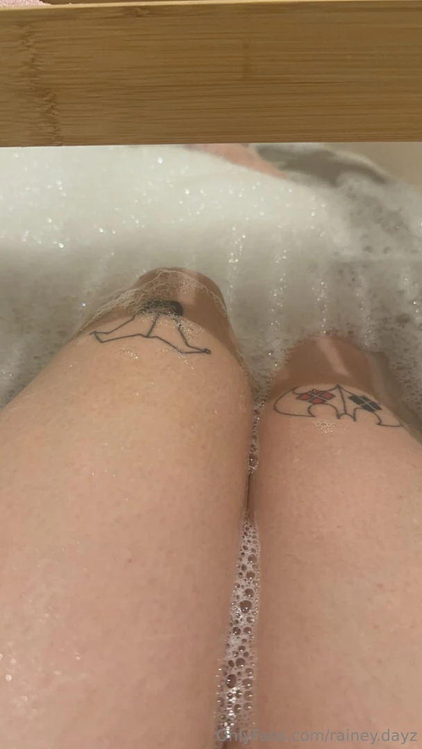 As always loving my baths no bath bomb today though 