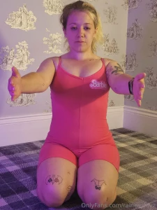 I don t like my face or body in these but some night time yoga enjoy part 7