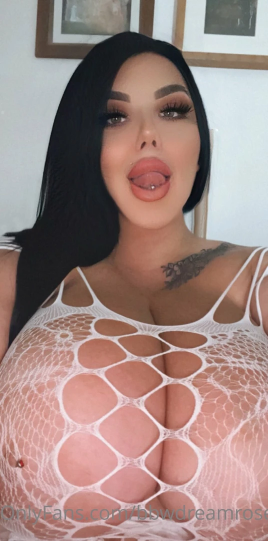 Oceni mi sise od 1-10 