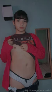 Mi padre me hizo usar las bragas de mi hermana debajo de mi ropa part 9