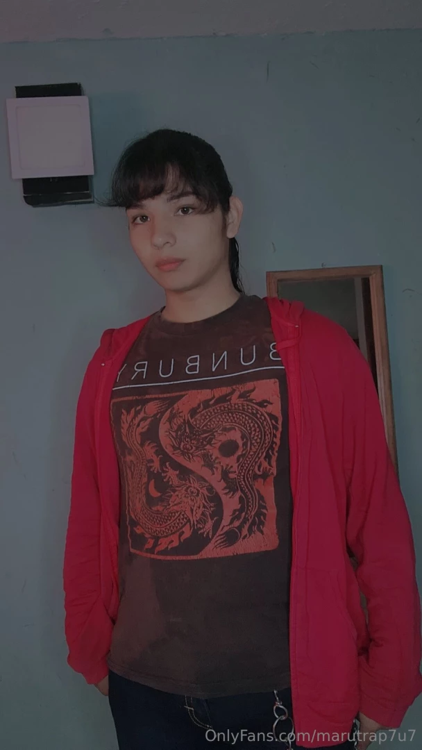 Mi padre me hizo usar las bragas de mi hermana debajo de mi ropa part 5 