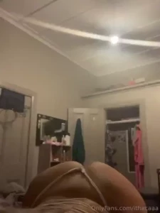 Who tryna work an stretch me out later happy saturday