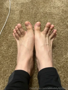 I love when you worship my feet