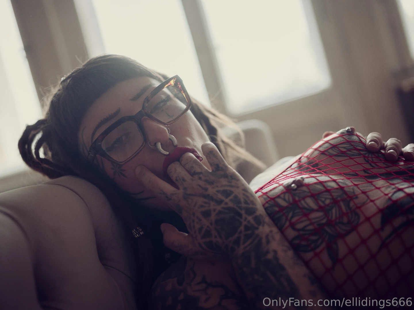 Hey babe here s part two of the red web suit and the best part of this part 1 