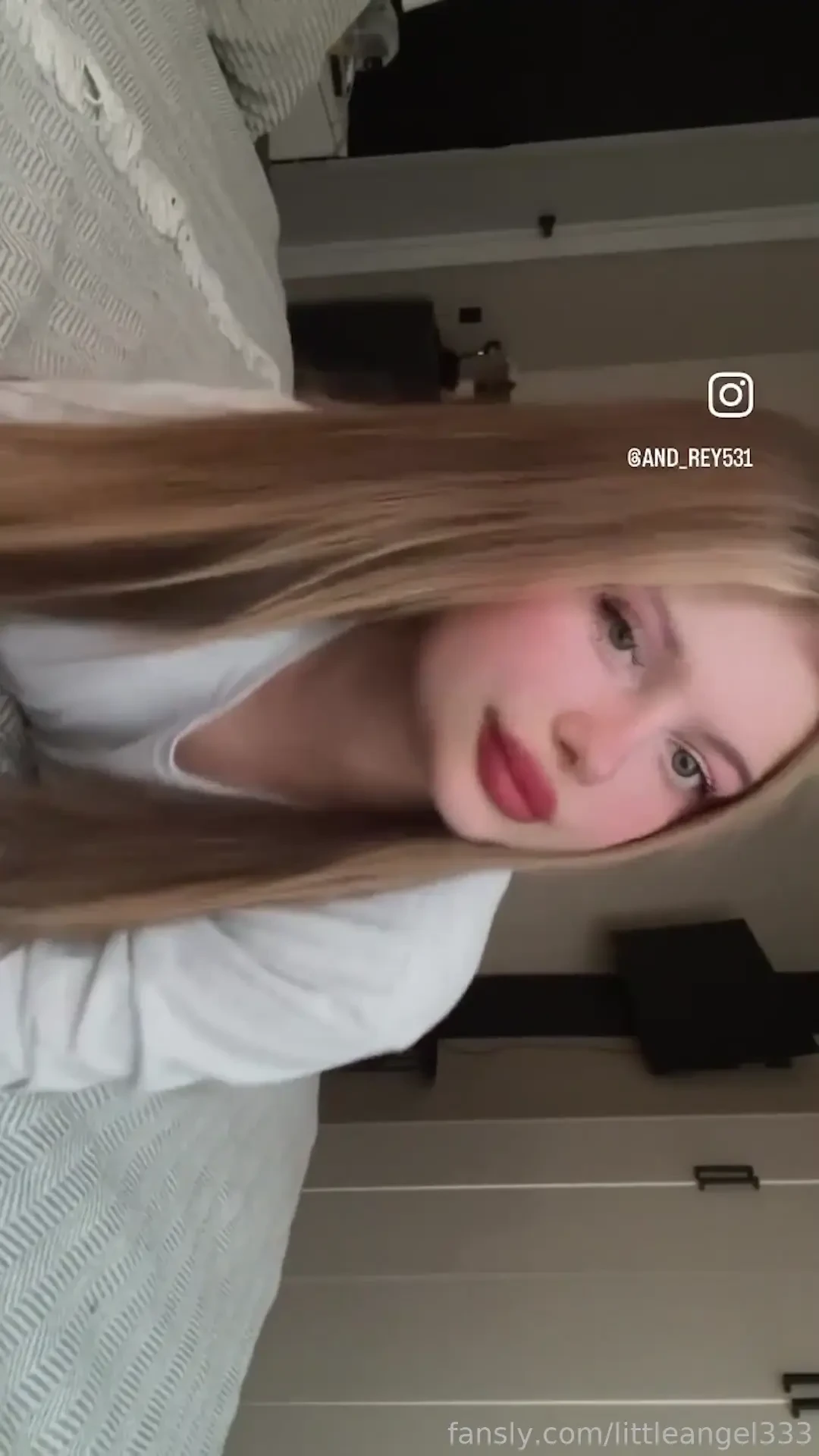 My booty is comfy on the bed but still ready to tease you 18 teen 