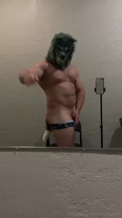 I came for all of you tonight in halloween spirit in the gym doing 