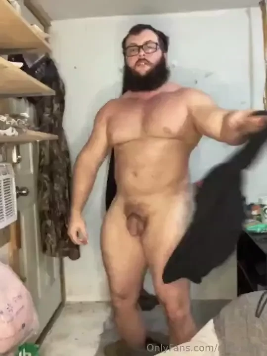 Little undres before i shower and what do yall think on a live on my 