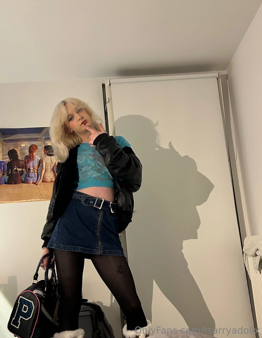Outing fit for our date would you wanna take it off 