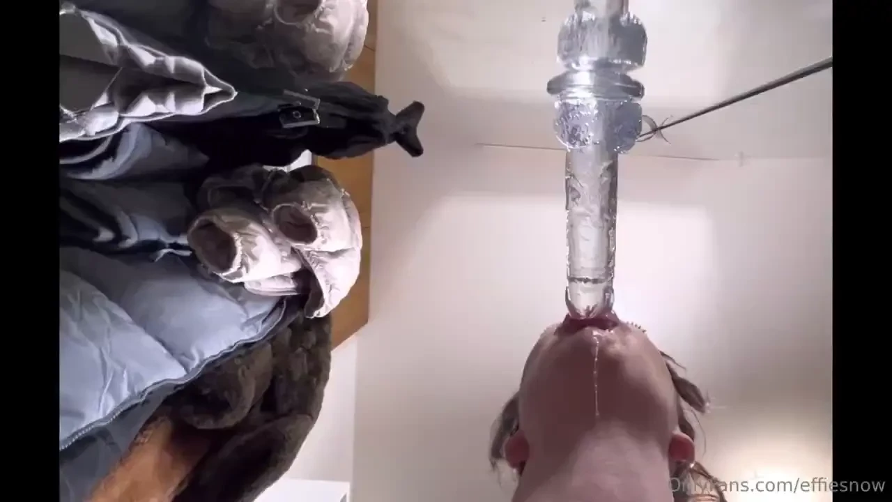 Do you like watching my saliva drip down its been a while since i done 