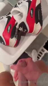 Cumming on my air max 90