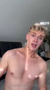 New video 7min w happy end