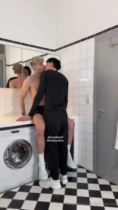 Watch kvotheof amp me make out amp blow each other with lots of hot 