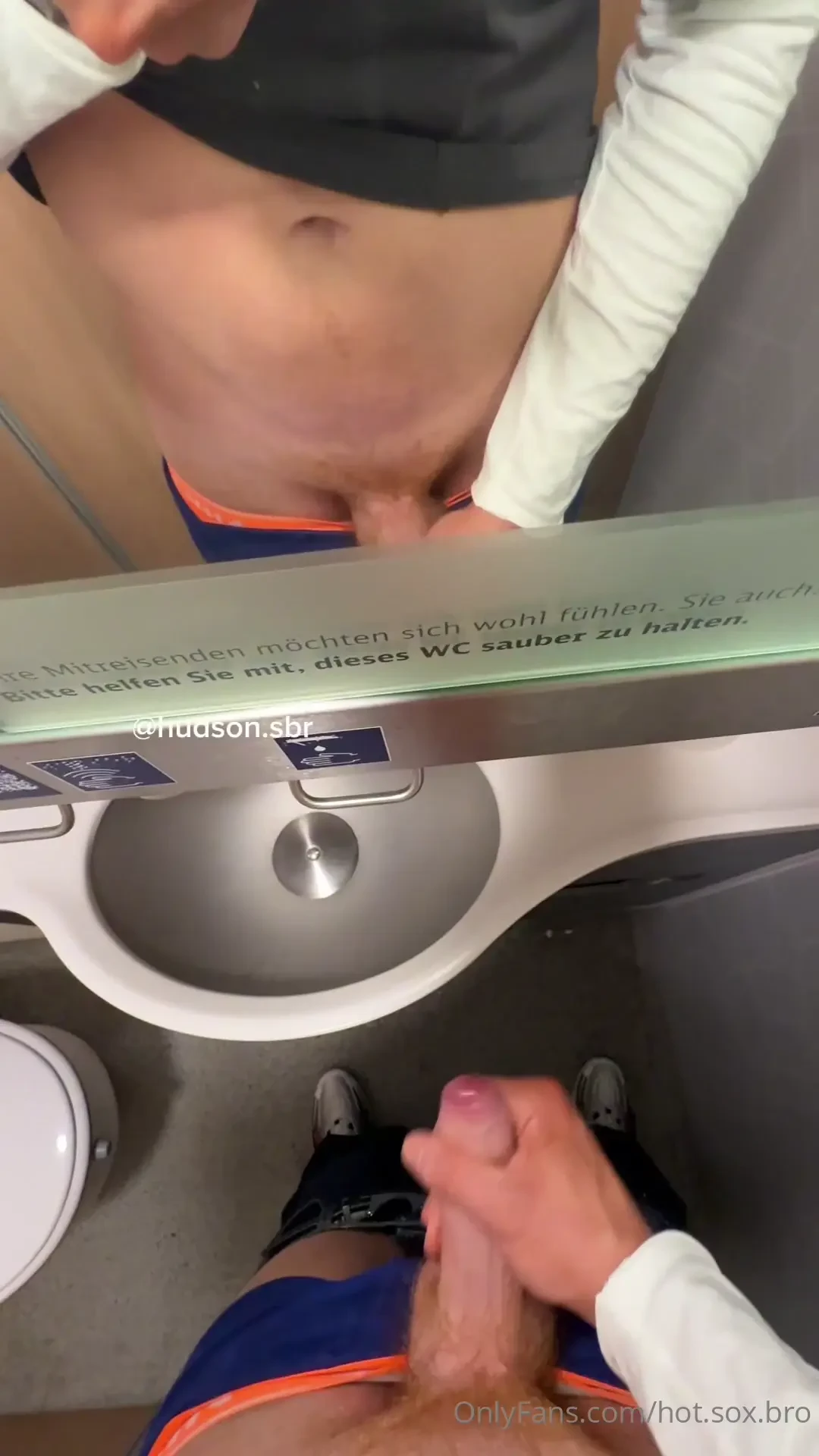 I was so horny on the train yesterday 