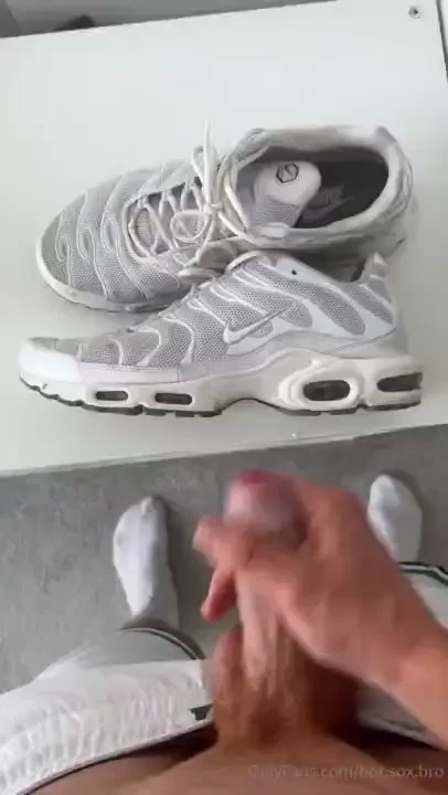 I jerked off 3 times on these today and came a lot each time look at 