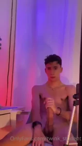 Just woke up and really needed to bust a load felt so good