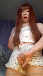 Por las ma anas despierto dura y es que sue o contigo y as me pones me