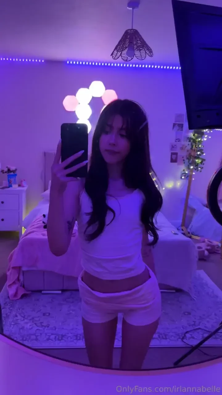 Just taking a moment to appreciate myself bc u dont want to 