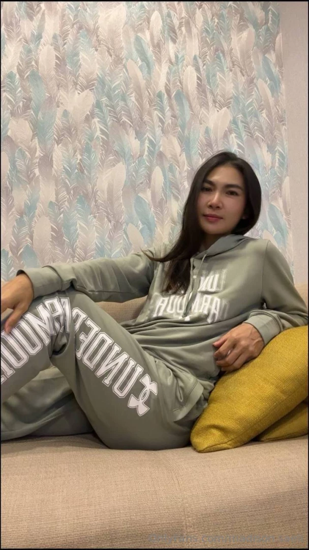 Hey guys last night i was out and today i have been feeling a bit sick part 2 