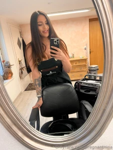 Would you guess that i m wearing something underneath