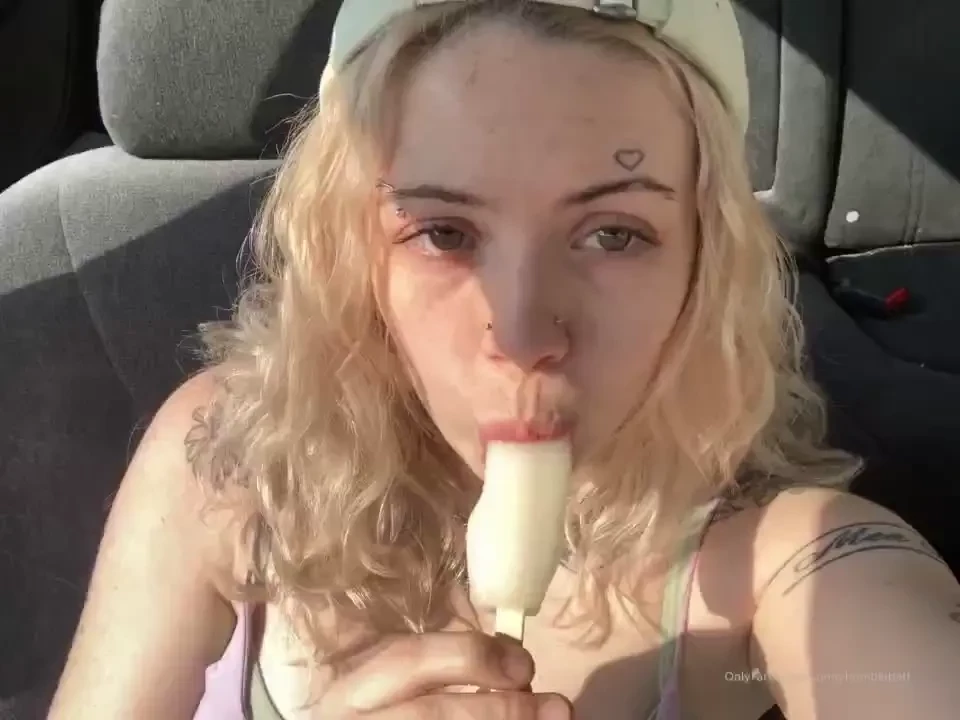 I feel like the elvis in the background really sells the popsicle 