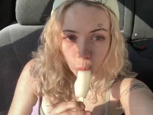 I feel like the elvis in the background really sells the popsicle