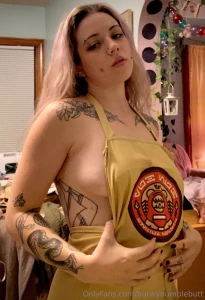 Its too hot for clothes but i just can t keep myself out of the part 2