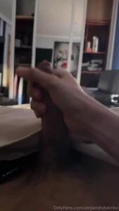 Wanna come and lay with me