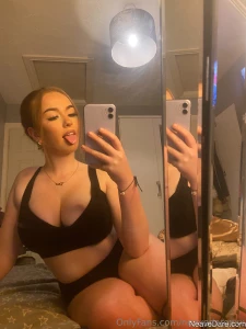 Who s up for a tongue fight x